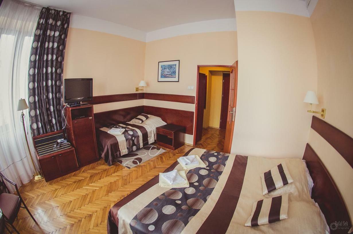 Krzeszowice Pensjonat Willa Sorrento מראה חיצוני תמונה